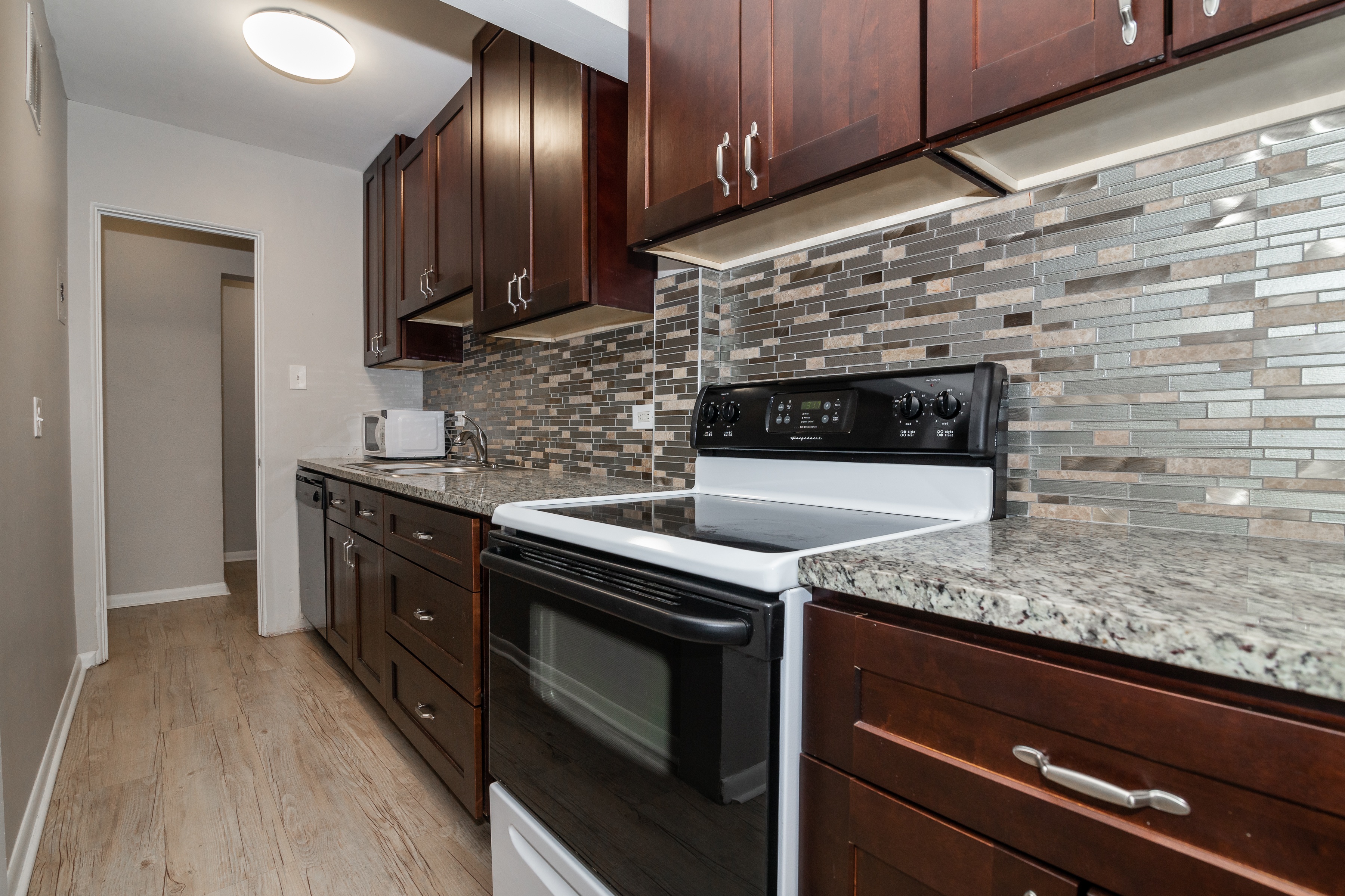 The Profile 1560 Sherman St., Denver, CO 80203 Cap Hill - Leasing by Cross Street